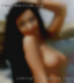 Looking for a sexy looking Raleigh, NC hot milf.
