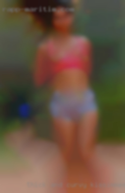 Thick and curvy in Kissimmee girl looking for orgasm.